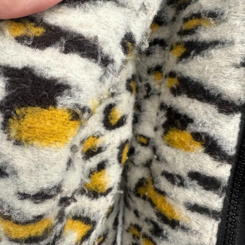 Pleasures Leopard Animal Print Full Zip Jacket Size Small Y2K Faux Wool Blend - Picture 6 of 13